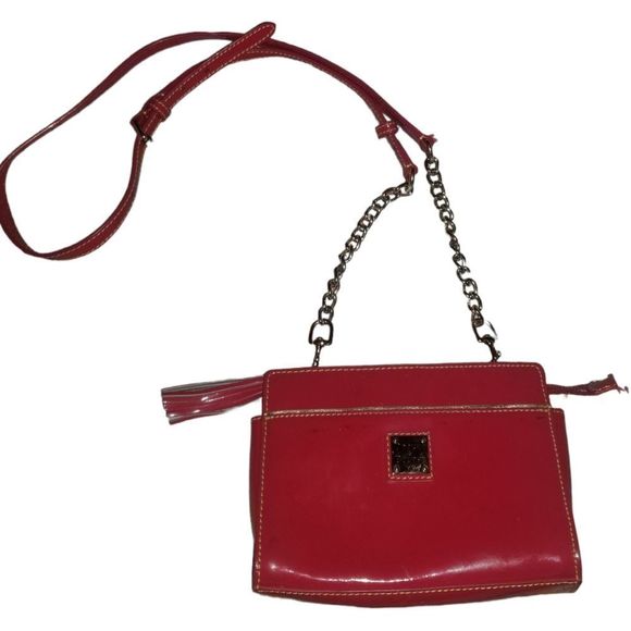 Dooney & Bourke Red Chain Strap Crossbody Patent Leather Bag - Picture 3 of 10